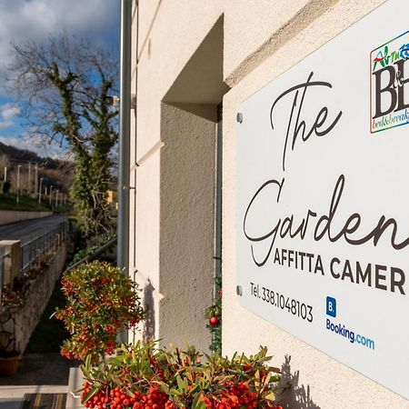 The Garden Bed & Breakfast Canistro Bagian luar foto